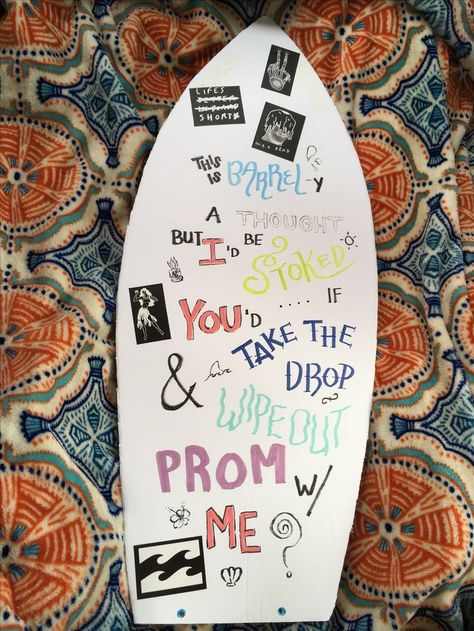 Matric Dance Proposal Ideas, Surfing Promposal, Wofo Posters, Prom Asks, Sadie Hawkins Proposals, Surf Couple, Sadies Proposal, Formal Proposals, Dance Proposals