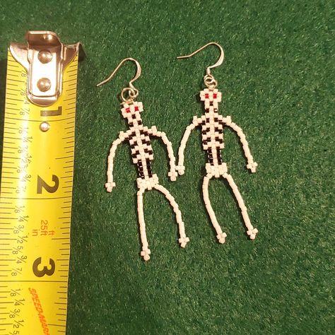 Dancing Skeleton Red Eyes Halloween Beaded Earrings 3" Hand Beaded By Me Halloween Beadwork, Beaded Skeleton, Beaded Halloween Earrings, Halloween Beaded Earrings, Halloween Earrings Beaded, Beaded Bear, Bead People, Halloween Beaded Jewelry, Beaded Halloween