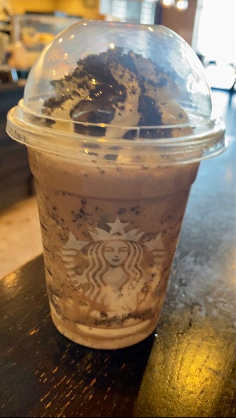 Mocha Cookie Crumble Frappuccino, Cookie Crumble Frappuccino, Matcha Frappuccino, Starbucks Cookies, Mocha Cookie Crumble, Starbucks Mocha, Mocha Cookies, Cookie Crumble, Caramel Frappuccino