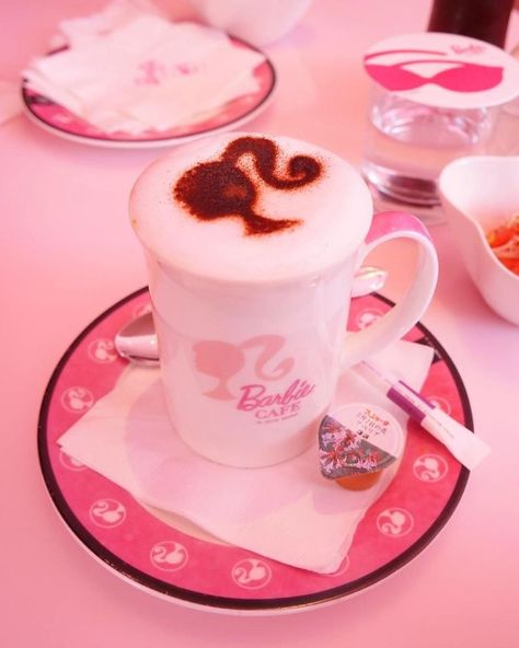 🎀Coming soon🎀 on Instagram: “Anybody else staying in drinking hot chocolate 🍫 | The Indigo Woman coming soon🎀” Barbie Coffee, Taipei Restaurant, Aesthetic Barbie, Ambassador Program, Barbie Aesthetic, Im A Barbie Girl, Pink Photo, Barbie Life, Barbie Party