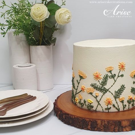 Moist Carrot Cake With Hand Embroidery Piping — Arise Cake Creations Carrot Cake Design Ideas, Carrot Birthday Cake Design, Carrot Cake Design, Birthday Cake Carrot Design, Fancy Carrot Cake Decoration, Carrot Cake Birthday Cake, Carrot Cake Decorating Ideas, Carrot Cake Wedding, Carrot Cake Pictures