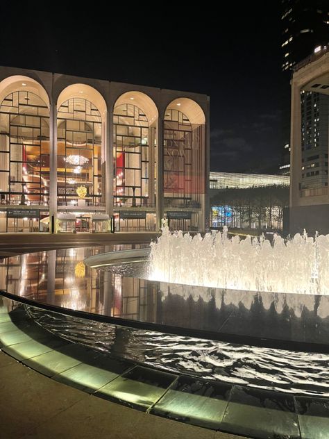 Lincoln Center Lincoln Center Nyc, Aesthetic New York, Nyc Baby, Photoshop Ideas, York Travel, York Aesthetic, Fall Break, Sea To Shining Sea, Nyc Aesthetic