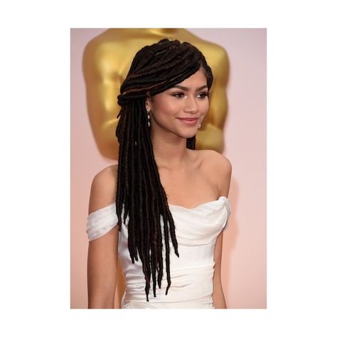 Zendaya Reveals the Inspiration Behind Her Oscars Dreadlocks Hairstyle ❤ liked on Polyvore Cornrows Hair, Rasta Dreads, Rasta Hair, Blonde Dreads, Braided Dreadlocks, Dreadlock Styles, Shoulder Hair, Dread Hairstyles, Dreadlock Hairstyles