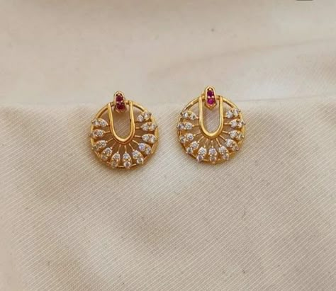 Gold Earrings Studs Daily Wear, Ear Rings Gold Indian, Ear Rings Gold Indian Daily Wear, Daily Wear Earrings Gold Indian, Gold Earrings Designs For Daily Use, Gold Studs Earrings Indian, Daily Use Gold Earrings Indian, Daily Wear Gold Earrings, Latest Gold Earrings Designs