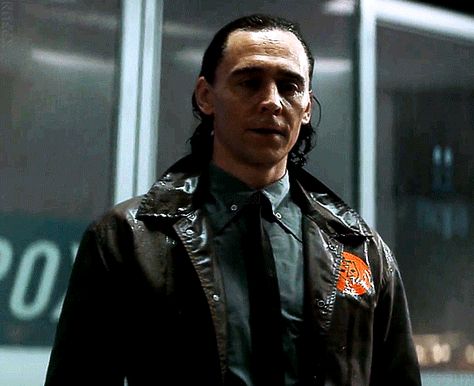 Loki Magic, Tom Gif, Loki Tumblr, Loki Gif, Magic Gif, Scene Gif, Marvel Gif, Loki Series, Best Marvel Characters