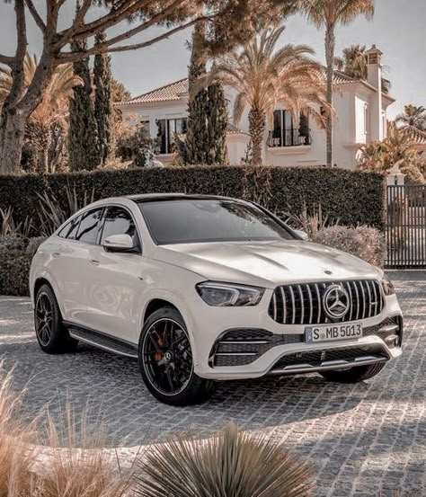 Lincoln Suv, Mercedes Gle Coupe, Mercedes Benz Gle Coupe, Benz Suv, Mercedes Suv, Dream Cars Mercedes, New Luxury Cars, Luxurious Cars, Mercedes Car