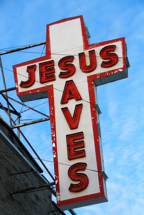 'Jesus Saves' sign in Toronto. Image courtesy Atomazul/shutterstock.com Homeschool Science Experiments, Come Unto Me, Jesus Wallpaper, Kingdom Come, Follow Jesus, Jesus Is Lord, Jesus Saves, Kinds Of Music, Bible Verses Quotes