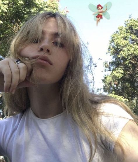 Claire Cottrill, Cut My Hair, Grunge Hair, Dream Hair, Aesthetic Hair, Instagram Foto, Hairstyles With Bangs, How Beautiful, Pretty Hairstyles