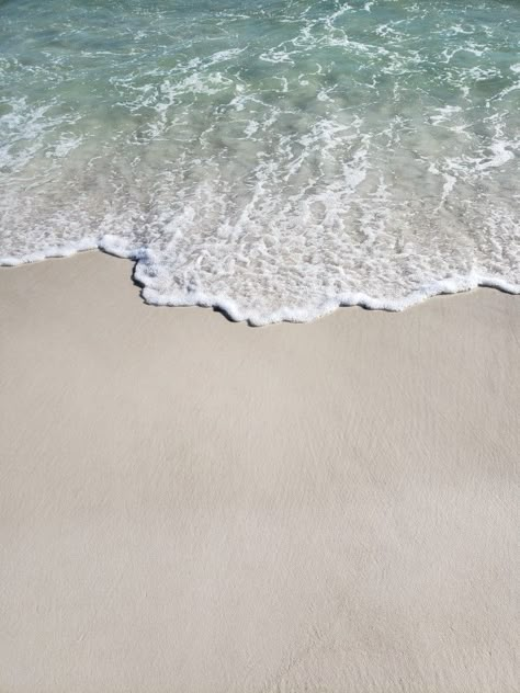 Ocean White Aesthetic, Sea Foam Aesthetic, Water Beige Aesthetic, Ocean Sand Painting, Sea And Sand Aesthetic, Sand Ocean Aesthetic, Healthy Branding, Hydrogen Water, Sea Aesthetic