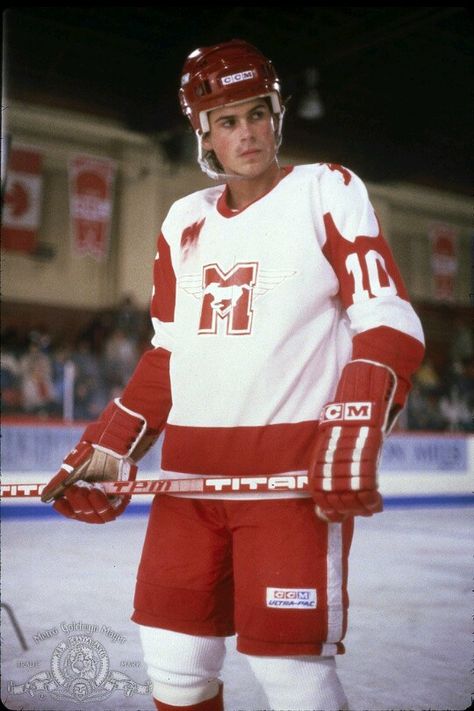 Still of Rob Lowe as Dean Youngblood in Youngblood (1986) Rob Lowe 80s, Young Rob Lowe, Sodapop Curtis, 80s Actors, 80s Men, 90s Men, Rob Lowe, Matt Dillon, Young Blood