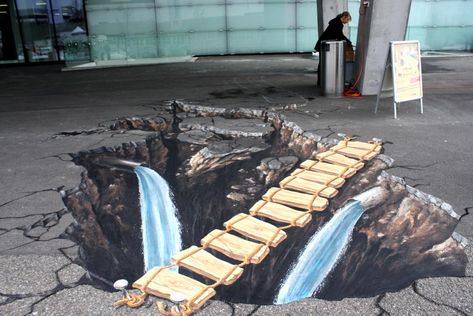 89 of the world's most mind-bending 3D chalk drawings 3d Sidewalk Art, Street Chalk Art, 3d Street Painting, Illusion Kunst, Street Art Illusions, Pavement Art, 3d Chalk Art, Sidewalk Chalk Art, Sidewalk Art