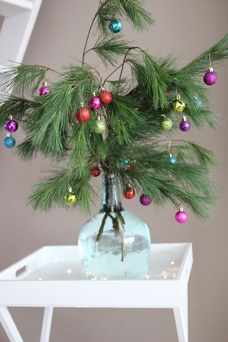 Zoe Laverne, Alternative Christmas, Alternative Christmas Tree, Christmas Photo, Christmas Love, Christmas Deco, Holiday Decor Christmas, Christmas Inspiration, Rustic Christmas