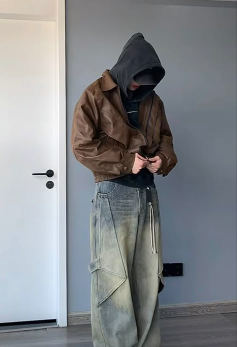 outfit of the day Brown Jacket Style, Brown Jacket Outfit Men, Brown Leather Outfit, Brown Jacket Outfit, Streetwear Fashion Winter, Brown Leather Jacket Outfit, Leather Jacket Fits, Japanese Street Fashion Men, Leather Jacket Outfit Men