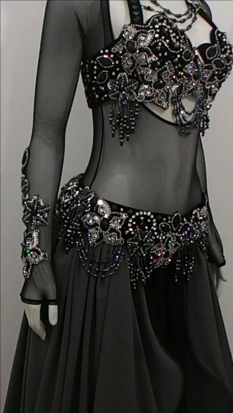 Arabic Dance Dress, Belly Dancer Outfits, Bellydance Costume, Arabian Dress, Belly Dance Dress, Belly Dance Outfit, Dancers Outfit, Argentine Tango, Belly Dance Costume