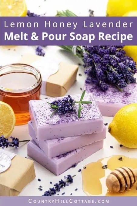 Lavender Soap Recipe, Diy Soap Making, Lilin Aroma, Diy Honey, Diy Soap Bars, Easy Soap Recipes, Lavender Soap Bar, Diy Soap Recipe, Săpunuri Handmade