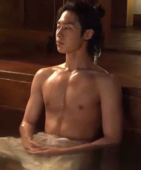 Lee Jang Wook, Lee Jae Wook Shirtless, Jang Uk Alchemy Of Souls, Lee Jae-wook Wallpaper, Uk Icon, Lee Jaewook, Korean Photography, Lee Jae Wook, Kang Ho Song