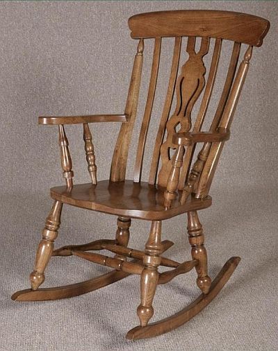 Farmhouse Rocking Chair, Period Bedroom, Farmhouse Rocking Chairs, Rustic Benches, Antique Rocking Chairs, Large Hallway, Fireside Chairs, Wooden Rocking Chairs, Woodworking Projects Furniture