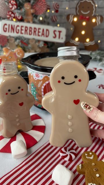 Gingerbread Cups, Gingerbread Latte Recipe, Caramel Apple Spice, Simply Stacie, Gingerbread Latte, Holiday Inspo, Gingerbread Man Cookies, Gingerbread Cake, Peppermint Mocha