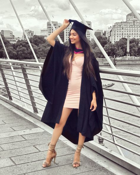 Alanna Panday (@alannapanday) • Instagram photos and videos Alanna Pandey, Alanna Panday, London College Of Fashion, Kiara Advani, Rose Dress, Me Time, Creative Photography, Duster Coat, Academic Dress