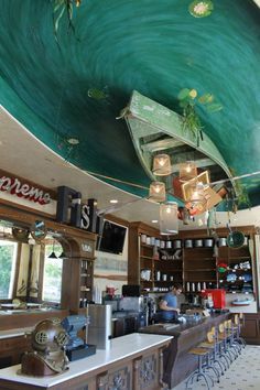 Café Design, Decoration Restaurant, Coffee Shop Design, Cafe Interior Design, Restaurant Interior Design, The Ceiling, Restaurant Interior, Cafe Interior, Cafe Design