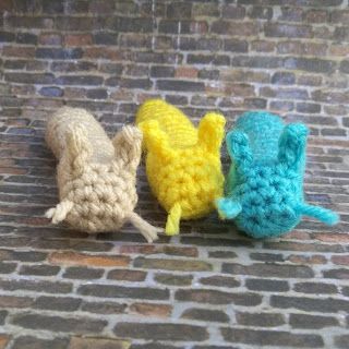 FREE PATTERN: Little Slug - Ravencraft Crochet Snail, Quick Crochet Patterns, Crochet Stitches Video, Crochet Blog, Stitch Marker, Quick Crochet, Crochet Instructions, Halloween Crochet, Crochet Flower Patterns