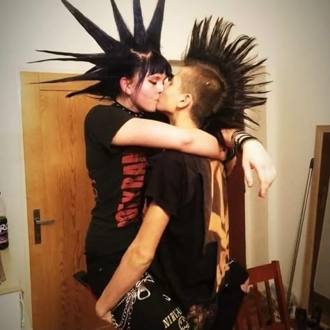 Punk Couple, Alt Subcultures, Alternative Subcultures, Punk Love, Punk Culture, Bad Haircut, Crust Punk, Spiked Hair, Me N Who