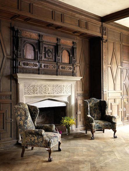 Castle Rooms, Historical Interior, Fairytale Decor, Georgian Interiors, English Architecture, Georgian Furniture, Vintage Fireplace, Winged Armchair, English Interior