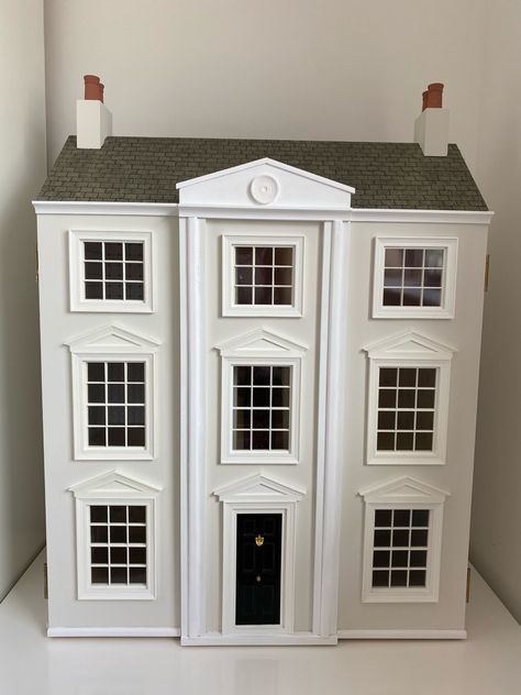 Renovated Georgian Dolls House 12th Scale Dolls House Victorian, Georgian Dolls House Exterior, Dolls House Renovation, Dolls House Exterior Ideas, Georgian Dolls House, Doll House Exterior Ideas, Dolls House Exterior, Doll House Renovation, Georgian Dollhouse