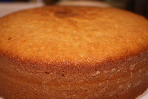 Condensed Milk Sponge Cake, Condensed Milk Recipes Cake, Condensed Milk Pound Cake, Delicious Orange Cake, Eggless Orange Cake, Bajan Recipe, Orange Butter Cake, Orange Cake Easy, Ginger Snap Cookies Recipe