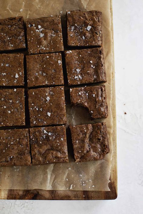 The Best Brownie Recipes on the Internet - A Beautiful Mess Rye Flour, No Bake Brownies, Crinkle Cookies, Fudgy Brownies, Chocolate Hazelnut, Chocolate Brownies, Brownie Recipes, Polenta, Chocolate Cookies