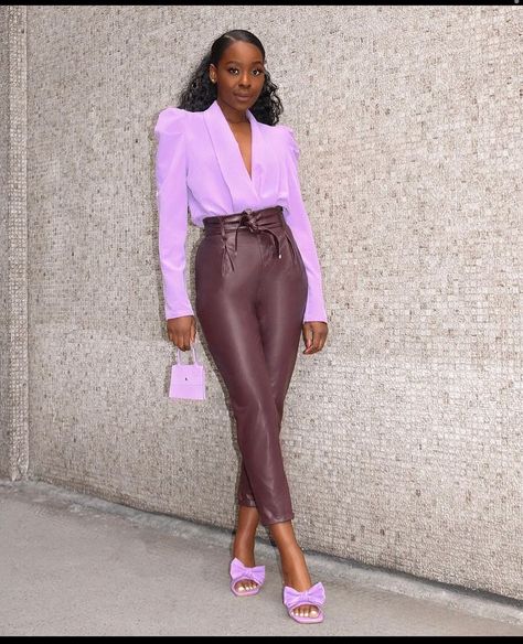 Color Blocking Outfits Black Women, Monochromatic Outfit Ideas, Outfit Color Combos, Lilac Top, Outfits Black Women, Elegant Outfit Classy, Color Blocking Outfits, Monochromatic Outfit, Corporate Attire