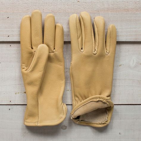 10 Easy Pieces: A Gardener's Essential Toolkit for Spring - Gardenista Gardening Gloves Women, Garden Tool Bag, Gardening Gift Baskets, Garden Tool Rack, Leather Work Gloves, Garden Tool Shed, Garden Bags, Australian Garden, Garden Tool Set