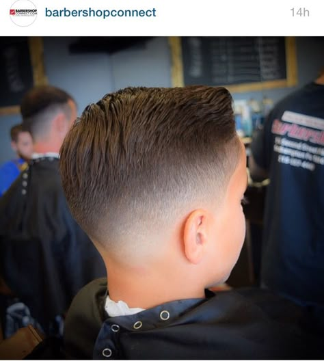 Barber style Kids Fade Haircut, Boys Fade Haircut, Kids Hairstyles Boys, Boys Haircut Styles, Boy Haircuts Short, Toddler Haircuts, Cool Boys Haircuts, Toddler Boy Haircuts