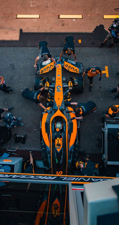 Formula 1 Iphone Wallpaper, Disney Cars Wallpaper, F1 2022, Mclaren Formula 1, F1 Wallpaper Hd, Sports Car Wallpaper, Formula 1 Car Racing, F1 Poster, Car Racer