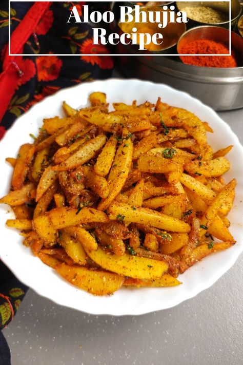 Aloo Bhujia Recipe, Bhujia Recipe, Aloo Bhujia, Tiffin Recipe, Indian Rice Recipes, Veg Curry, Rice Recipes For Dinner, Fav Food, Easy Lunch Recipes