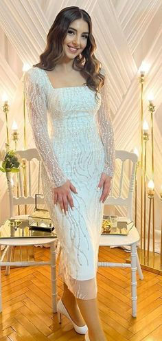 designer wear dress Simple Engagement Dress, White Engagement Dresses, White Evening Gown, Sheath Prom Dress, Gaun Koktail, Intimate Garden, White Evening Gowns, Formal Prom Dresses Long, Garden Ceremony