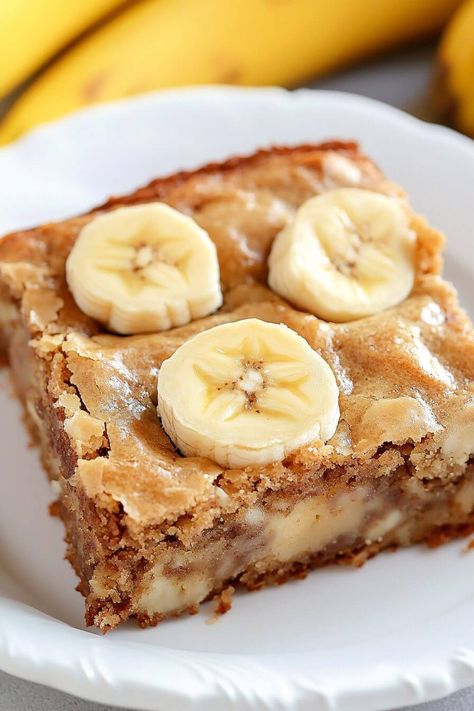 Banana Bread Brownies Brownies With Cream Cheese Frosting, Brownies With Cream Cheese, Cake Banana Bread, Banana Bread Brownies, Banana Brownies, Cake Banana, Banana Dessert Recipes, Cream Cheese Brownies, Blondies Recipe