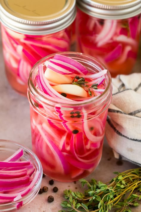 Pickled Red Onions Pickled Red Onions And Habanero, Habanero Pickled Onions, Pickle Onions Recipe Vinegar, Dominican Pickled Red Onions, Greek Pickled Red Onions, Marinated Red Onions Recipe, Marinated Onions Recipe, Marinated Red Onions, Pickled Things