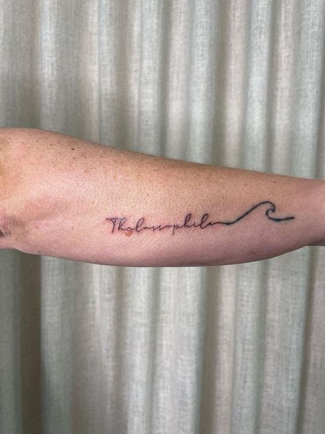 Ocean lover tattoo. Thalassophile Thalassophile Tattoo, Ocean Lover Tattoo, Lover Tattoo, Tattoos For Lovers, Feminine Tattoos, Ocean Lover, Tattoos