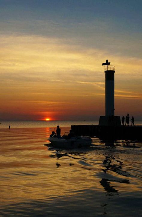 Grand Bend Ontario, Lake Huron, Gorgeous Sunset, Future Goals, Best Beaches, Summer Lovin, The Dunes, Canada Travel, Kauai