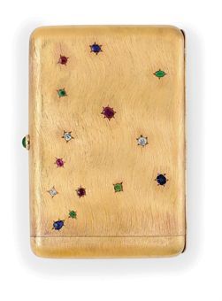 FABERGÉ~ jeweled gold cigarette case marked Fabergé with the Imperial warrant, Moscow, ca. 1890, scratched inventory number 15111 Rectangular with rounded corners, engraved with a wavy design over the body and hinged cover, the latter set with rubies, sapphires, diamonds and a demantoid garnet, with cabochon emerald push-piece, marked inside cover and base September Feels, Golden Bag, 70s Mode, Wavy Design, Demantoid Garnet, Faberge Eggs, Vanity Case, Pretty Box, Vintage Vanity