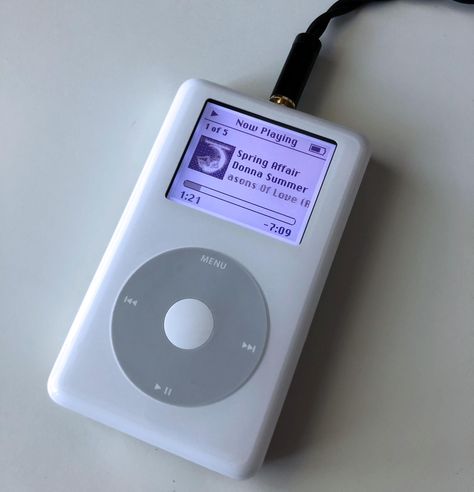 Apple ipod classic 4th gen Different Planets, Ipod Classic, Donna Summer, Apple Ipod, Ipod, History