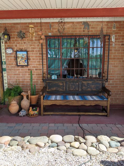 Mexican Style Front Porch, Spanish Front Porch Ideas, Southwestern Front Porch Ideas, Mexican Front Yard Landscaping, Mexican Front Porch, Southwest Front Porch Ideas, Mexican Front Porch Ideas, Mexican Porch Ideas, Spanish Style Front Porch