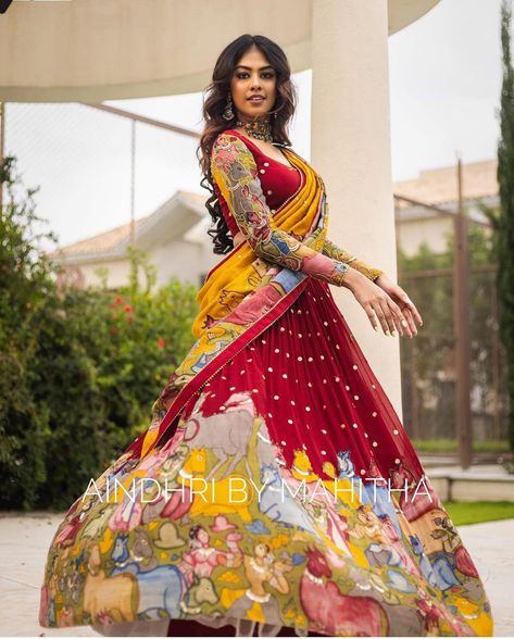 Red Georgette Lehenga, Long Sleeve Blouse Designs, Long Frocks For Girls, Lehenga And Blouse, Kalamkari Fabric, Haldi Outfits, Half Saree Lehenga, Latest Blouse Designs Pattern, Georgette Lehenga