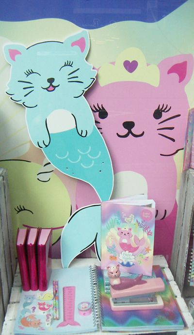 print & pattern: PAPERCHASE - purr maids Mercat Party Ideas, Mermaid Cat Birthday Party, Mercat Birthday Party, Purrmaid Party, Caticorn Mermaid Birthday Party, Cat Mermaid Birthday, Girl Illustrations, Mermaid Cat, Conversational Prints