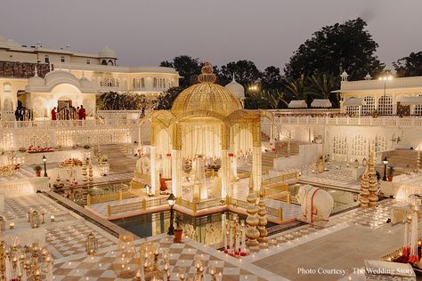 Grand Mandap Decor, Indian Wedding Udaipur, Indian Wedding Rajasthan, Rajasthan Destination Wedding, Destination Wedding Indian Rajasthan, Rajasthan Wedding Venues, Grand Indian Wedding Decor, Temple Theme Wedding Decor, Jaipur Wedding Venues