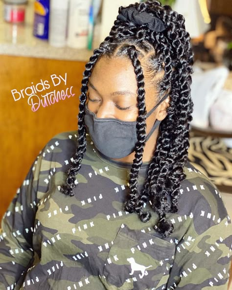 Passion Twists Parting, Passion Twist Bob, Short Passion Twists, Paint Ideas 2023, Aesthetic Hair Color, Twist Bob, Nails Paint, Short Hair Twist Styles, Black Hair Inspiration