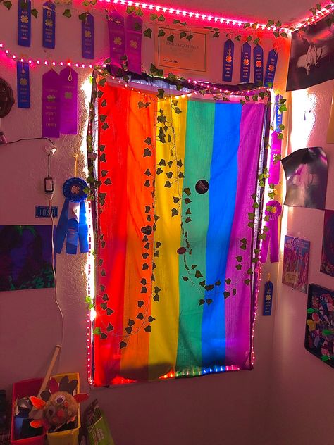 Room Ideas Kidcore, Pride Flag Aesthetic Room, Pride Room Aesthetic, Pride Flag In Room Aesthetic, Pride Flag On Wall, Pride Flag In Room, Flag Bedroom Ideas, Room Ideas Alt, Lesbian Bedroom Ideas