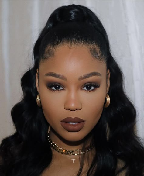 Teaira Walker, Black Smokey Eye Makeup, Outfits Black Women, Natural Glam Makeup, Valentines Day Makeup, Brown Skin Makeup, Dark Skin Makeup, Day Makeup, Makeup For Black Women