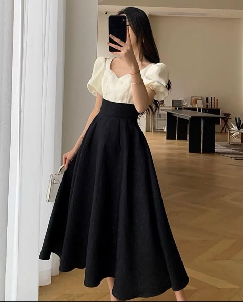 Long Skirt Formal Outfit, Retro Black Dress, Cute Black Skirt, Skirt Tulle, Sunday Dress, Modest Dresses Casual, Korean Fashion Dress, Muslimah Fashion Outfits, Fashion Attire